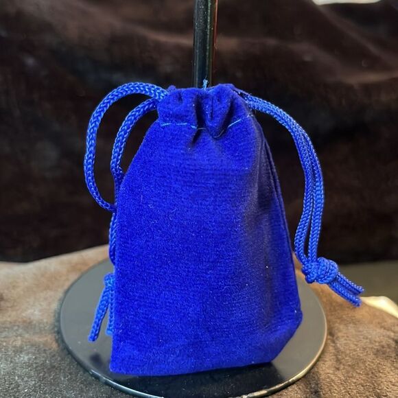 Tear drop Artisan Apatite Drop Earrings set in 925 Sterling Silver - Picture 8 of 8